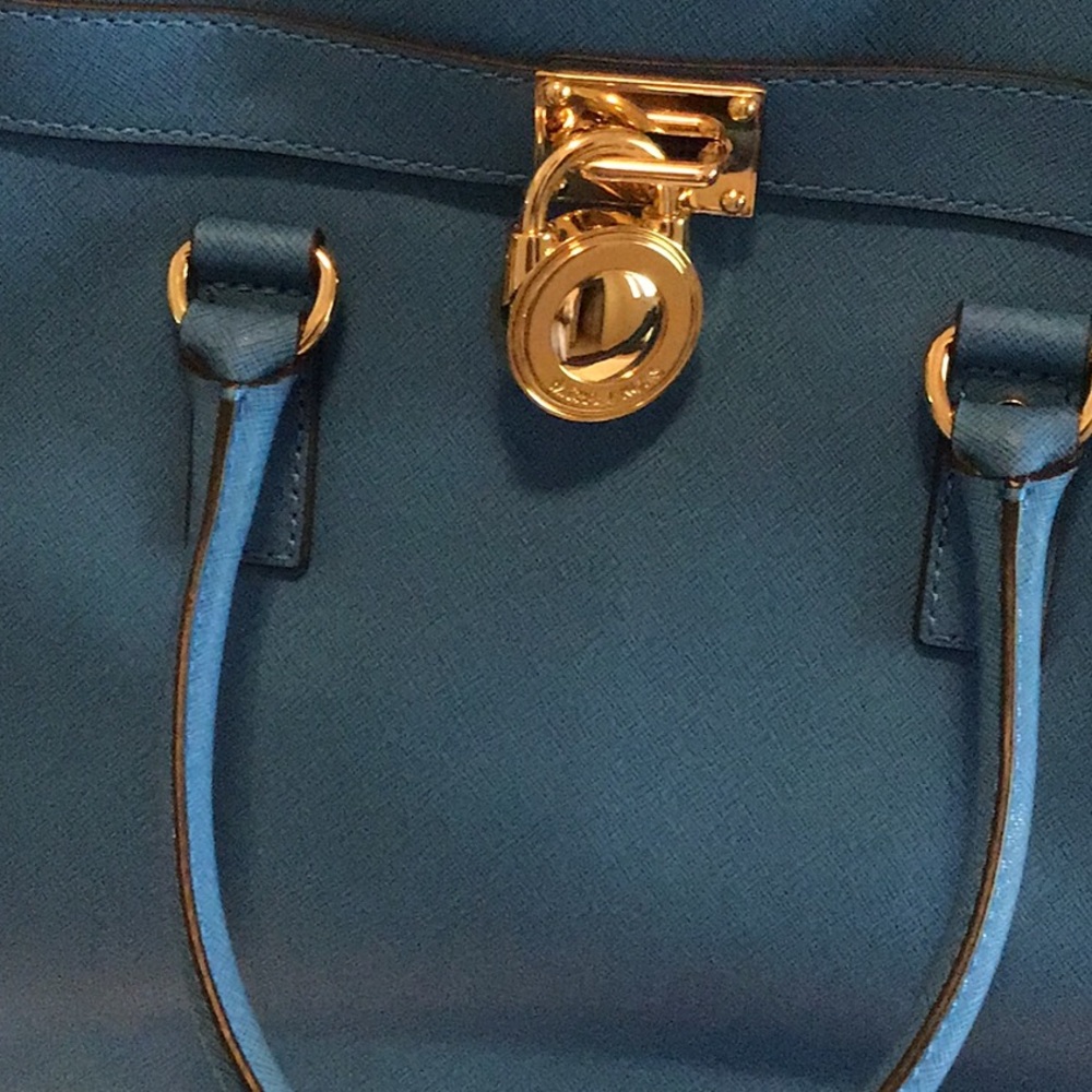 Bag - Picture 2 of 5